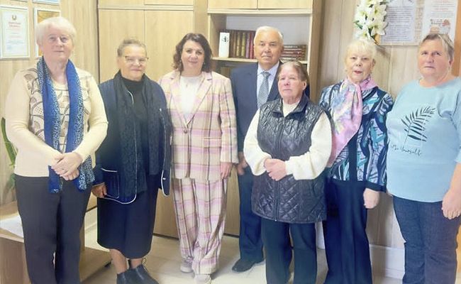 Встреча людей золотого возраста